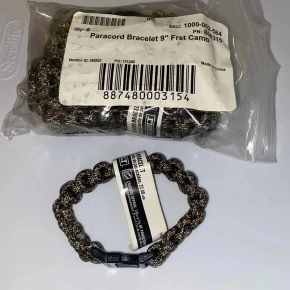 Paracord bracelets 8-pack camo